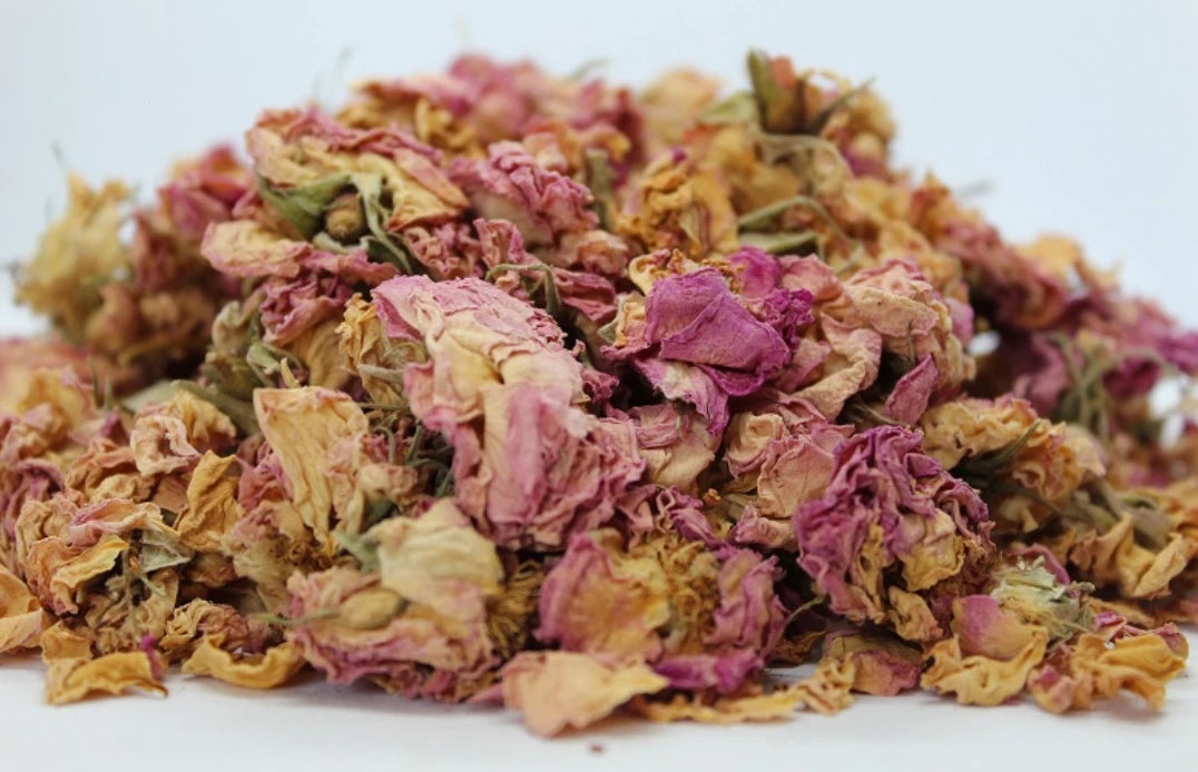 Роза цвят (Rosa damascena) насипен чай